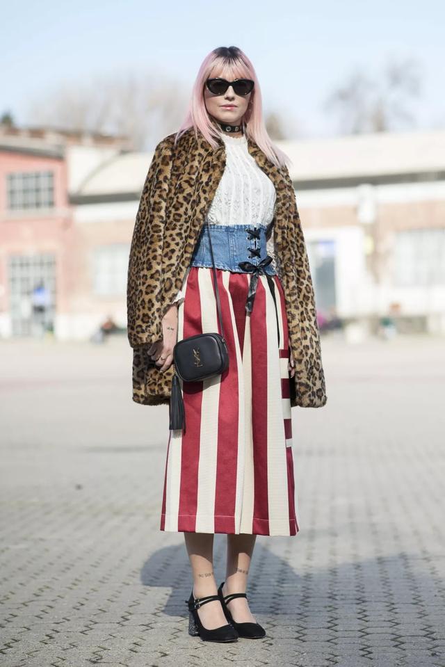 玛丽珍鞋是什么意思，洛丽塔是什么意思（现在是“玛丽珍鞋”的时代）