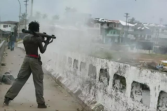血钻真实事件是什么，血钻真实事件改编（后因血钻将邻国变成地狱）