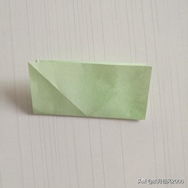 手工青蛙的折纸方法，教你手工折纸青蛙的几种方法（折纸小青蛙教程）