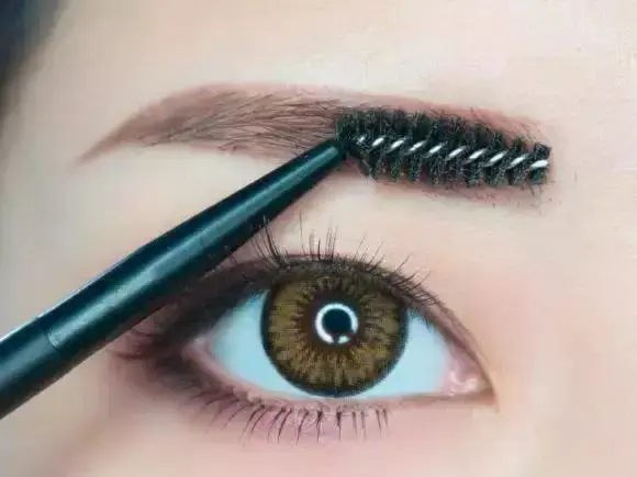 正确使用眉笔的方法你学会了吗，教你怎么用眉笔快速又好看