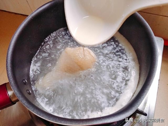 清补凉田鸡汤的做法，乌鸡清补凉汤做法大全（春天试试这样煲鸡汤）