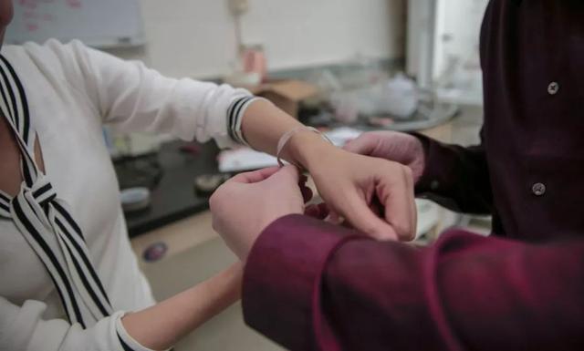 ok绷是什么，ok绷是什么歌周杰伦（医疗用品也注入黑科技）