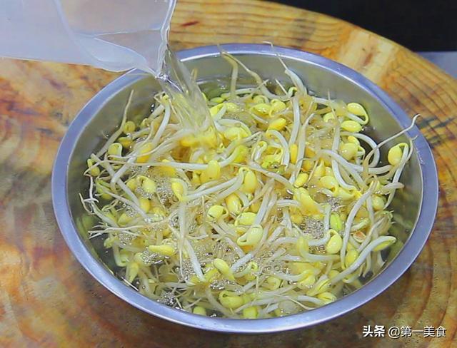 麻辣鱼片怎么做又嫩又好吃，厨师长教你做水煮麻辣鱼片