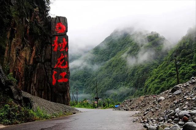 独龙族的奇异习俗——“纹面”，独龙族纹面传承下来的原因（独龙族“纹面女”——不曾进入大众视野又将消逝的纹面文化）