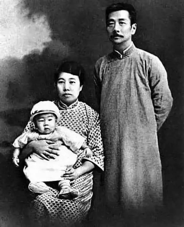 鲁迅原名，鲁迅原名是什么,字什么,后改名什么（每个笔名背后都有一个故事）