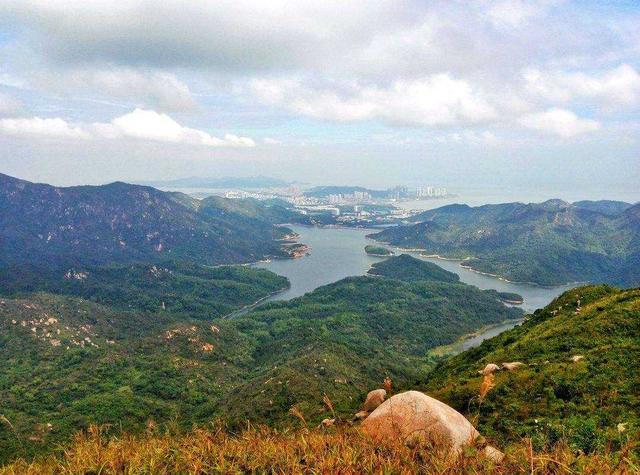 珠海哪里爬山风景最好，珠海哪里爬山风景最好看（珠海最美十大名山）