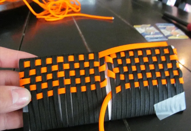 如何用纸做一个信袋子，如何用纸做一个信袋子教程（找几根绳子自己编一个）