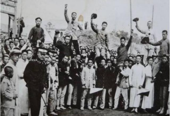 周志柔（周至柔），龙行天下司徒追日扮演者（毛泽东点将周士第挂帅防空军）