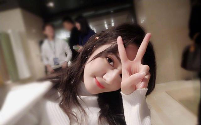 古力娜扎全名，古力娜扎传奇（新疆女明星的全名）