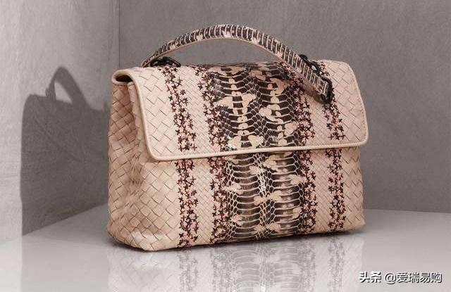 包包品牌排行榜前十名，国内女包品牌排名（奢侈品十大品牌包包排行榜）