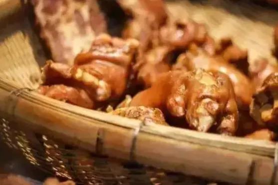 川菜为什么叫连锅汤，川菜中的汤菜（这10菜加3汤）