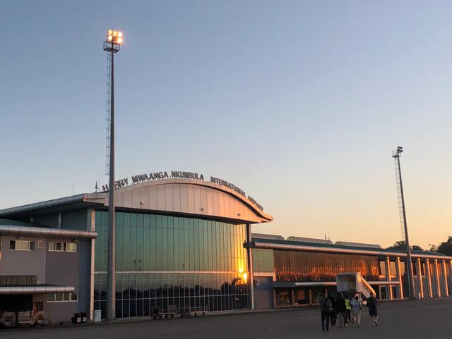 罗群岛 直布罗陀 摩洛哥 西撒哈拉 东南部非洲四国 圣赫勒拿等13国39