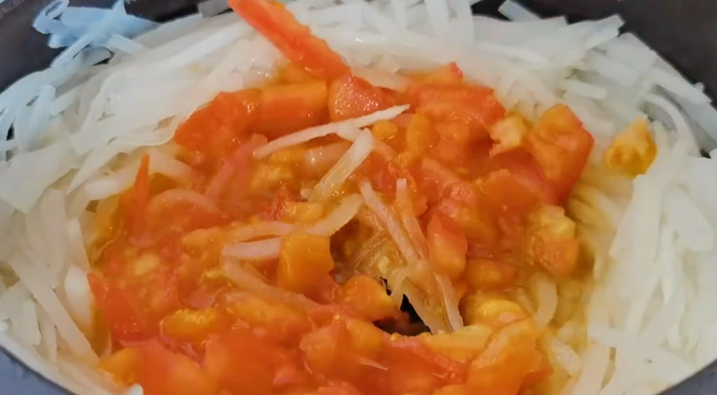 圖片[5]-【蘿卜西紅柿丸子湯】做法步驟圖 教你家常做法 出鍋連湯汁都-起舞食譜網