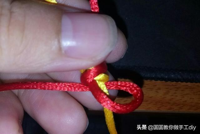 金刚结手链编法图解，金刚结编手链的方法图解教程（金刚结手链编法）