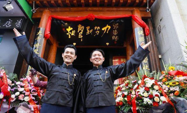 卢鑫个人资料，曾婉拒郭德纲招揽（从不务正业到逆袭为相声演员）