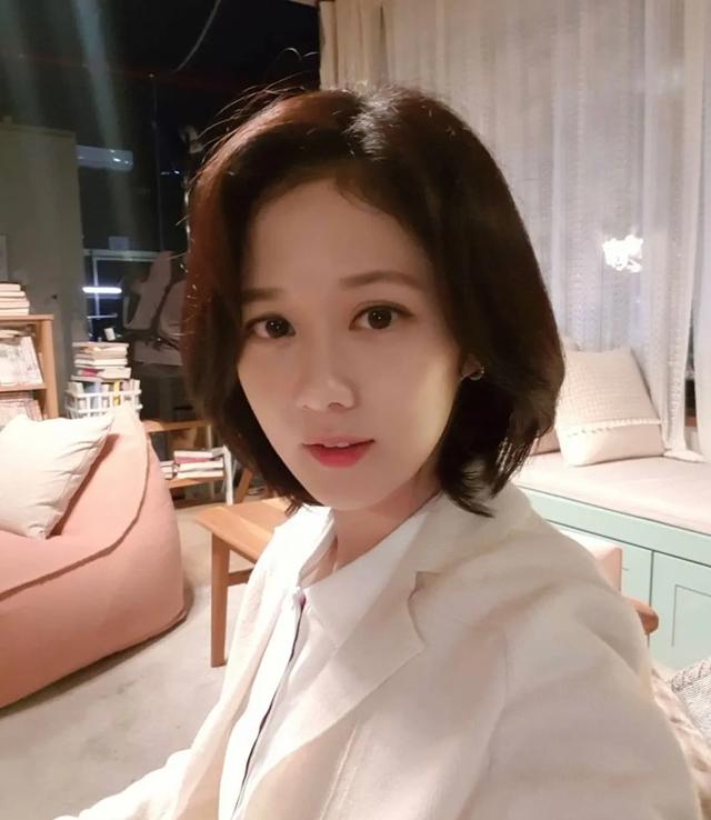 北京欢迎你群星都有谁，北京欢迎你群星名单（她曾参与演唱《北京欢迎你》）