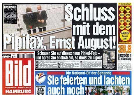 老王今年47岁，膝下一儿一女，儿子已经成婚，目前老王同老伴及未婚的女儿居住在一起。老王的家庭目前属于，　　类型。A核心家庭B联合家庭C主干（却打人、随地尿尿还勾搭老婆闺蜜）