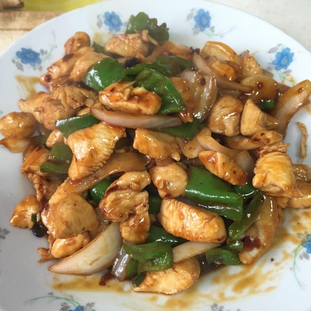 鸡胸脯肉的做法大全，鸡胸脯肉的做法大全 减肥（香煎、盐焗、凉拌、茄汁、宫保、酱爆…贼实用）