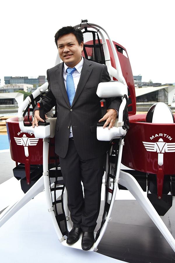 刘若鹏隐身衣,中国留美学生:刘若鹏(成功研制