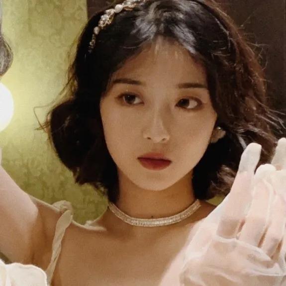 七奈:港风复古头像微信，七奈:港风复古头像（复古头像 港风）