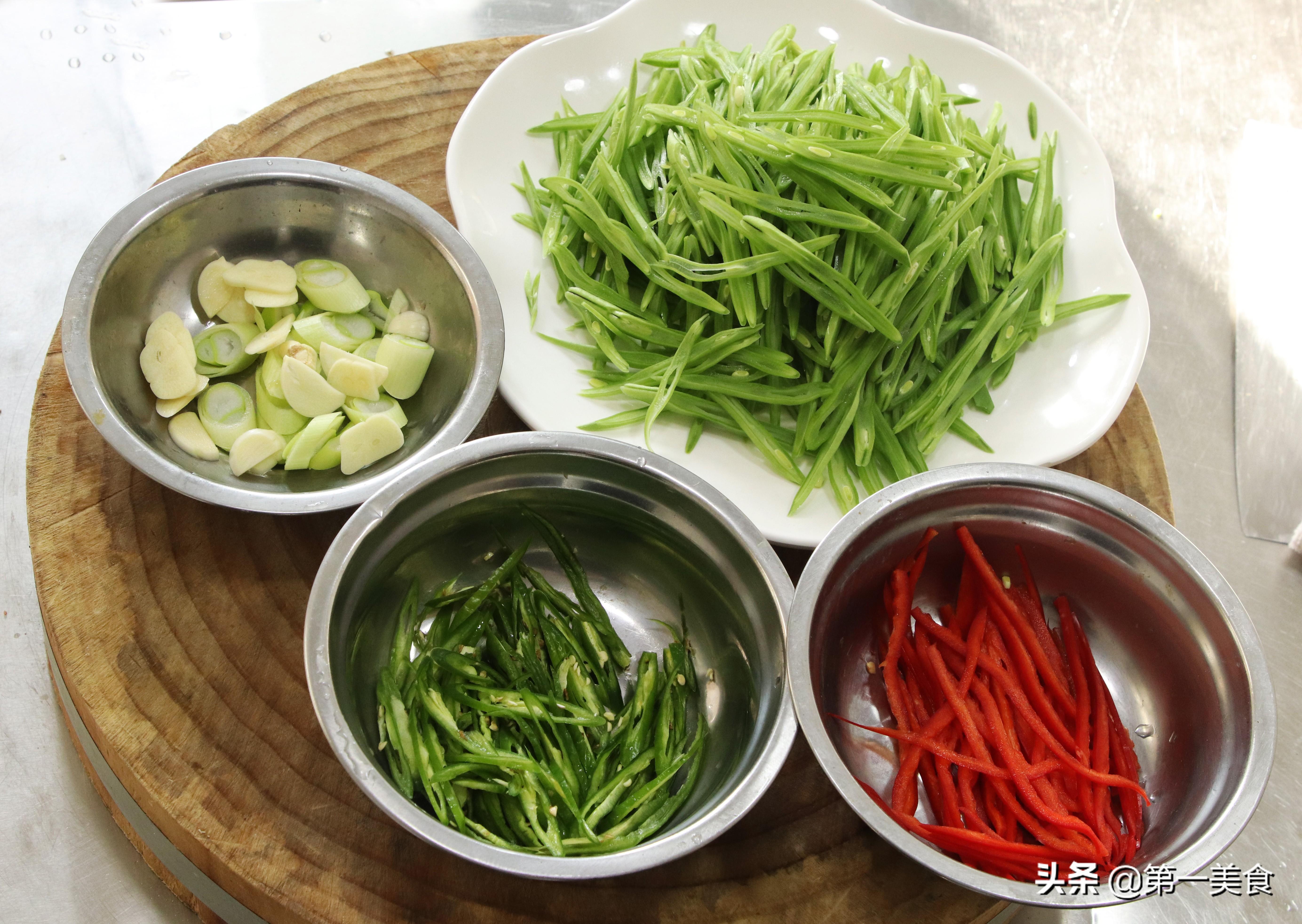 辣椒炒什么好吃,青椒炒什么好吃(厨师长教你一道小炒“青椒炒芸豆”) 辣椒炒什么好吃,青椒炒什么好吃(厨师长教你一道小炒“青椒炒芸豆”)