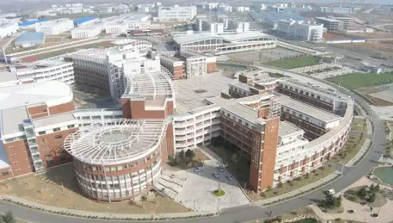 黄陂一中和新洲一中哪个好，武汉新洲一中怎么样（武汉15区排名NO.1的最牛中学盘点）