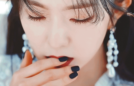 赫丽尔斯玫瑰面膜好用吗，赫拉玫瑰花瓣面膜怎么样（国货护肤品可不只有百雀羚）