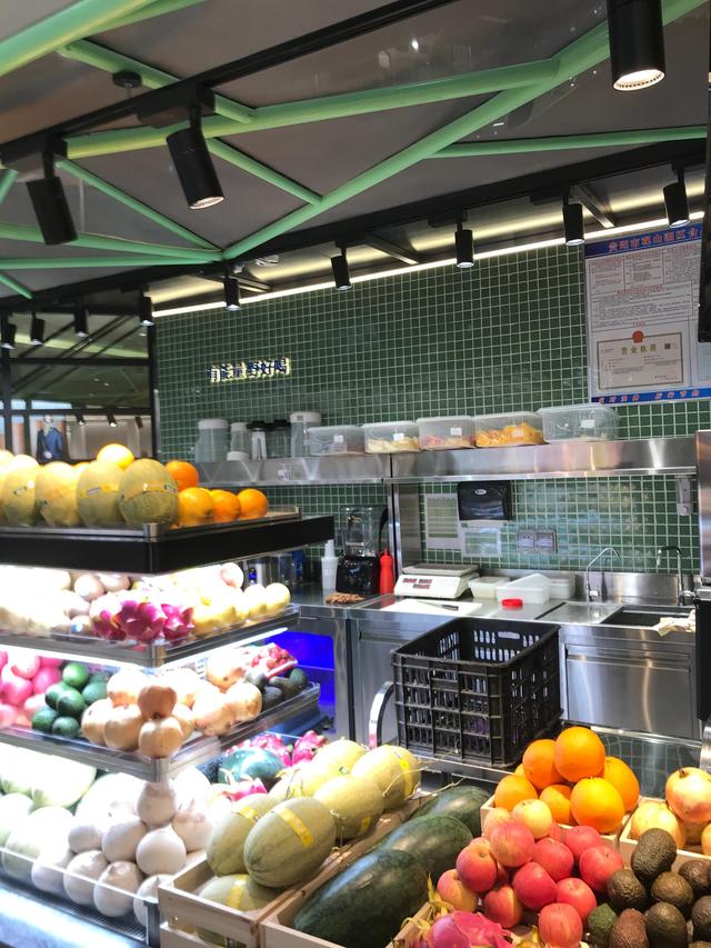 探店1口半个水果，糯米藕探店（贵阳探店\u0026满口水果精华的Ye小野果汁）