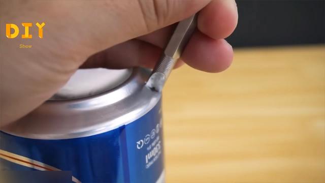 易拉罐手工制作大全简单又漂亮，如何用易拉罐做手工（利用易拉罐变废为宝的方法）