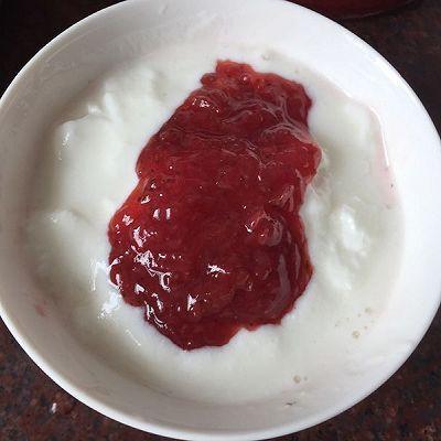 三色水果酸奶棒冰，樱桃酸奶冰淇淋（三色果酱酸奶冰棒）