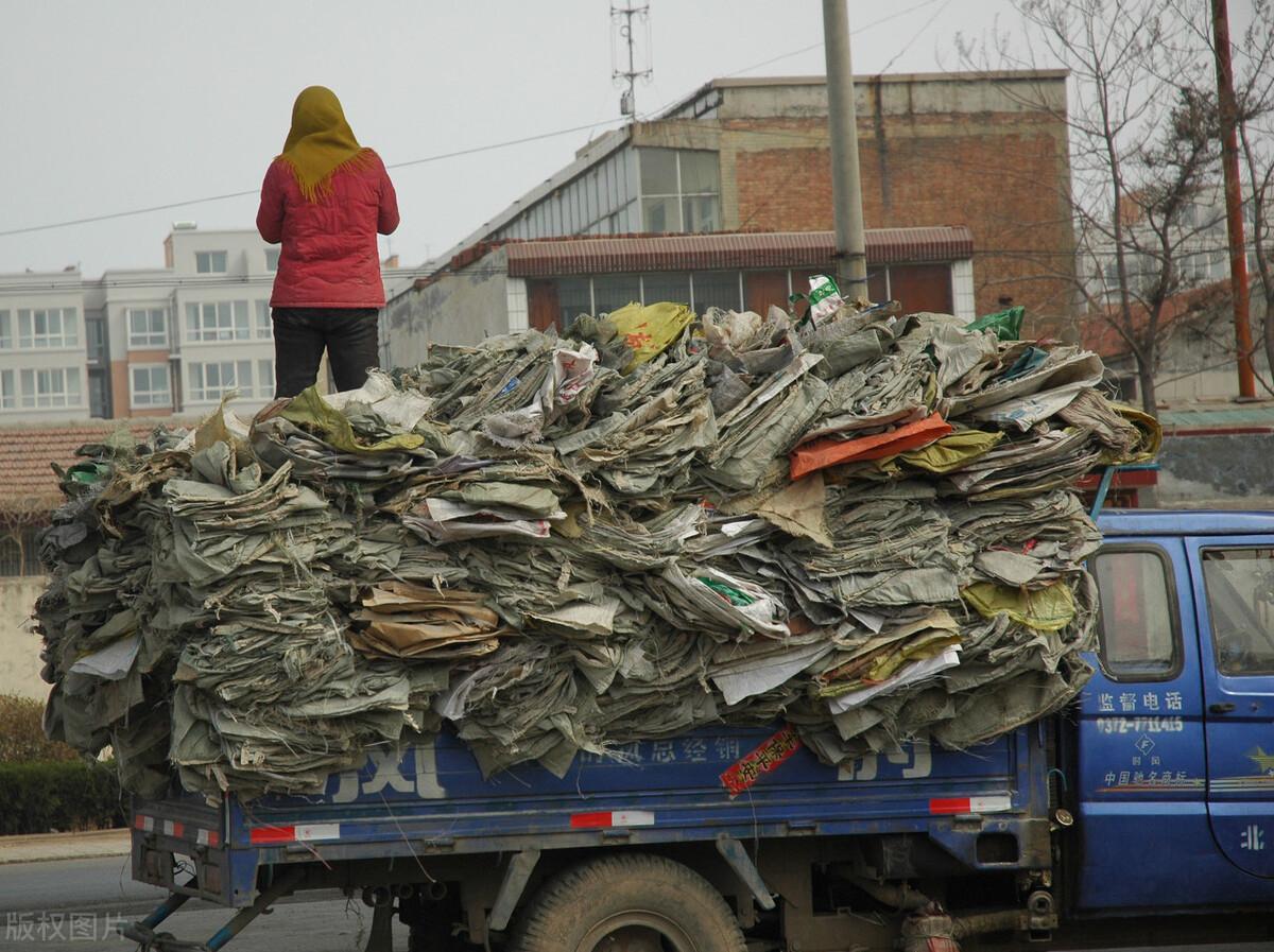 废品收购站赚钱吗(废品回收站挣钱吗)