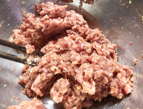 告诉你如何去做馄饨馅，告诉你如何去做馄饨馅英语（馄饨店老板用了30年的馅料配方）