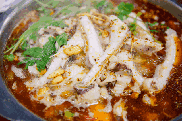 娃娃脸少女头像 鱼酱/失去分享的欲望 就是散场的开始微信，娃娃脸少女头像 鱼酱/失去分享的欲望 就是散场的开始（TA至少还能在海口大排档中再红20年）