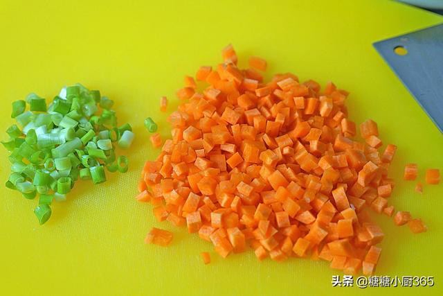 米饭怎么炒好吃，米饭这样炒（也能粒粒分明更好吃）
