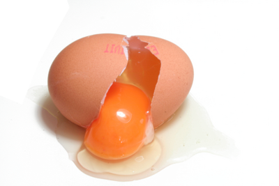 自制牛奶美白面膜，自制美白面膜（名门泽佳教你如何使用牛奶制作面膜）