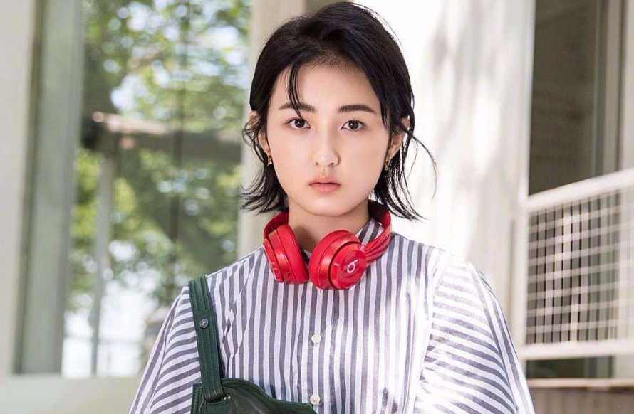 张子枫读哪个学校（张子枫被曝没有高中毕业证）