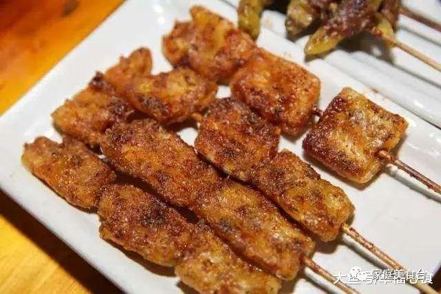 牛杂有哪些东西，一副牛杂包括哪些东西（吃不到牛心和牛肾）