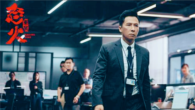 谢霆锋甄子丹合影，直言：近十年最满意的影片