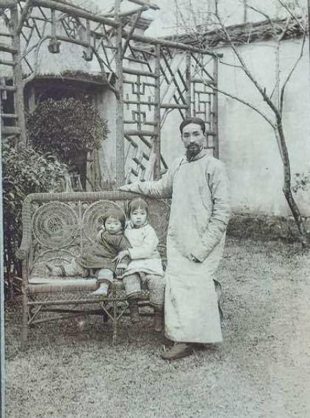 林徽因人生，林徽因经典作品（林徽因从小到大11张经典照片）