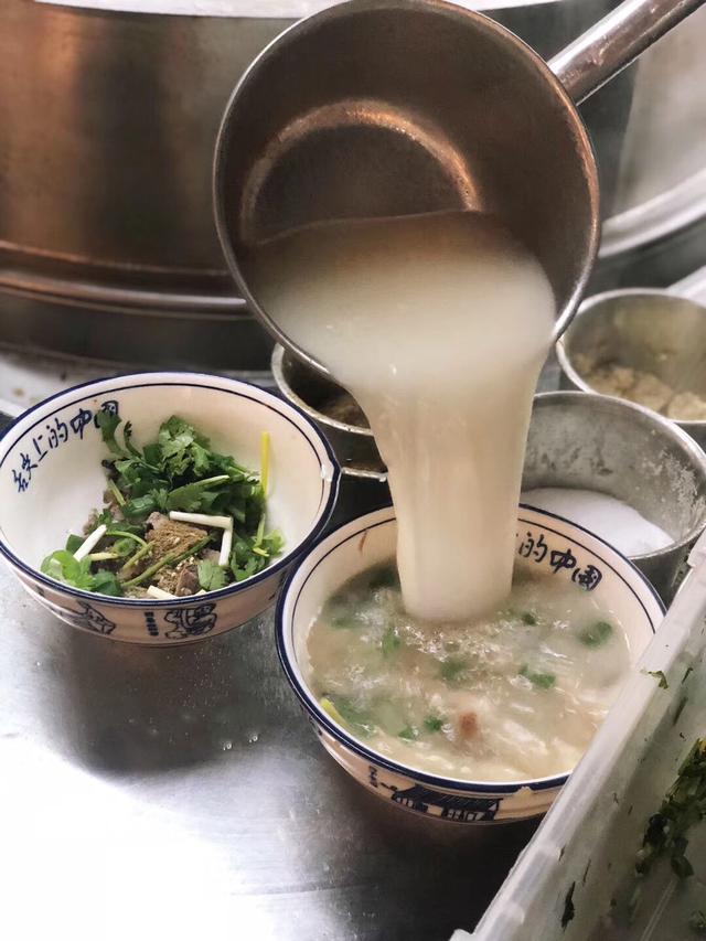 王应奇祖传羊肉汤的历史，洛阳4种从小吃到大的老味道