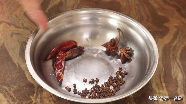 鸡肉怎么炒好吃，鸡肉怎么炒好吃又简单（生炒鸡这样做太好吃了）