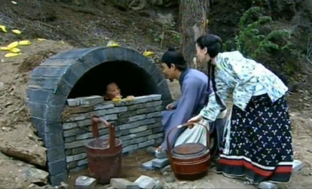 瓦罐坟电视剧是什么片，古代瓦罐坟电影视频（子女亲手“活埋”亲生父母）