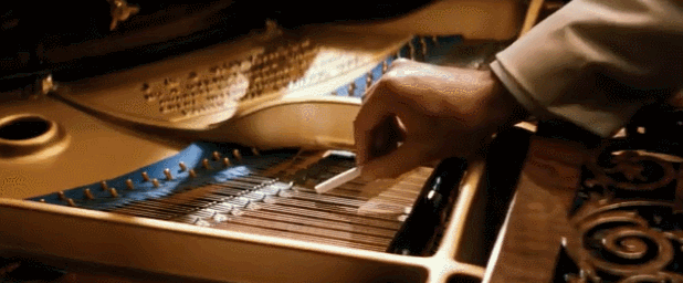 海上钢琴师是真实的故事吗，海上钢琴师的故事是真实的吗（《海上钢琴师》1900一生不下船）