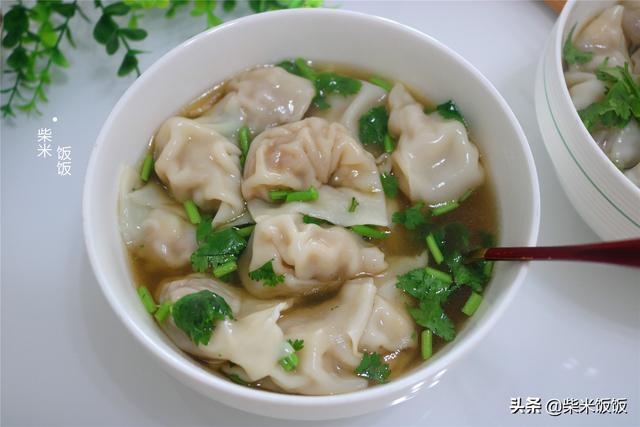 玉米水饺馅的做法，玉米瘦肉饺子的家常做法（我做了玉米馅的）
