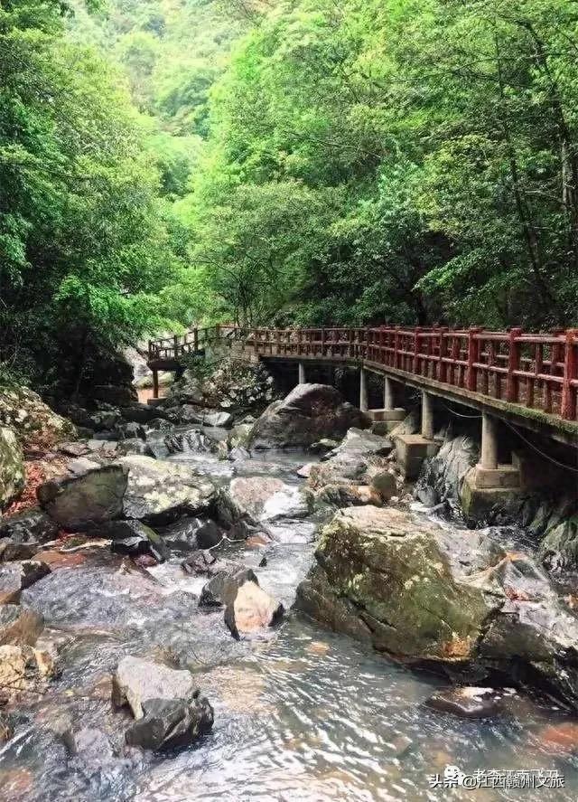 赣县区有个“宝莲仙境”,它还有个“武侠”标签