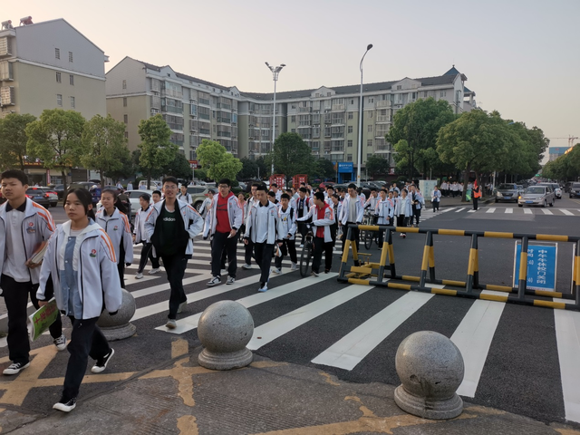 临澧一中，常德市临澧县第一中学校警联动护平安（2022年湖南省临澧县高中有几所）