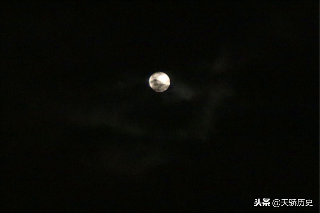 膈应人是什么意思，膈应人的来源和意思（俗语“四最累、四最黑、四最膈应人”啥意思）