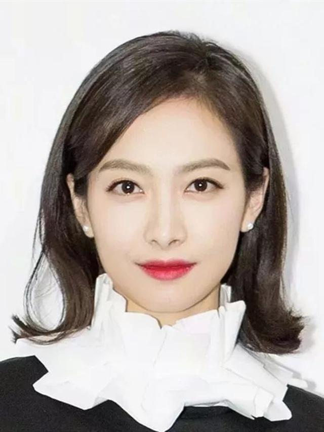 咖啡色头发适合年龄，咖啡色头发适合什么年龄（过了40岁的女人别再染黑发）