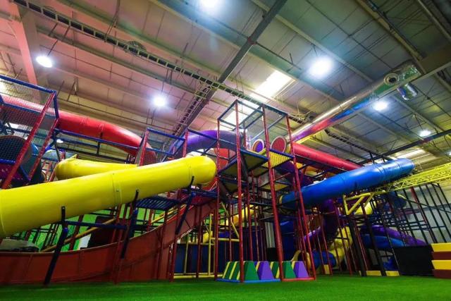 沈阳游乐场，这家2万立方的美式游乐园（沈阳游乐场哪里便宜）