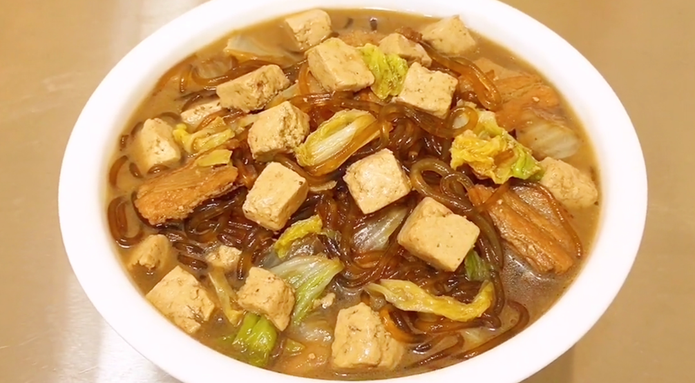 【豆腐燉粉條】做法步驟圖 營養美味又下飯 百吃不厭-起舞食譜網